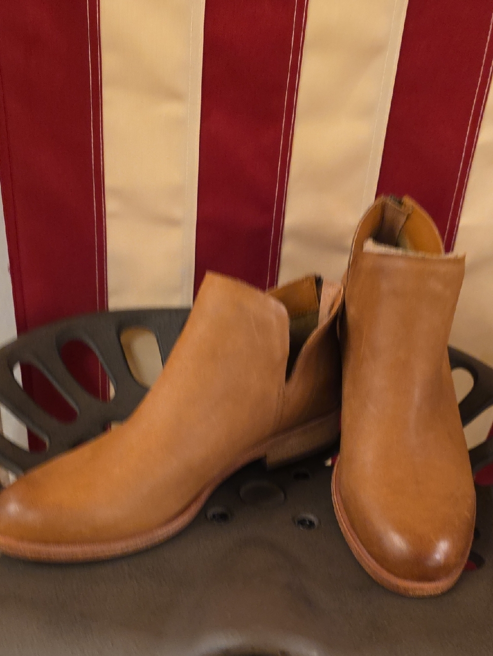Kork-Ease Womens Tan Chukka Ankle Boots